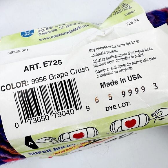 Red Heart Bright and Lofty Yarn Boucle Bulky Total GRAPE CRUSH Purple - Picture 4 of 8